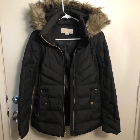 Michael Kors Black warm down jacket - Picture 4 of 16